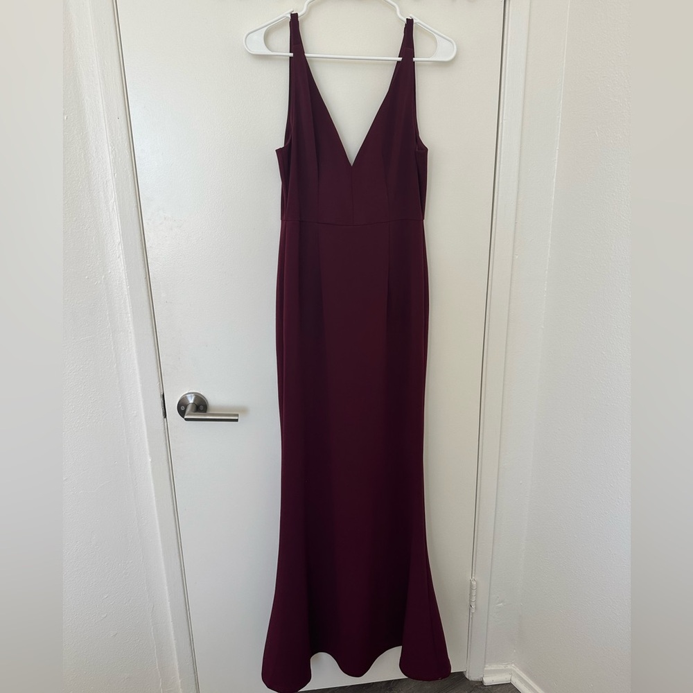 Lulus burgundy mermaid cut gown